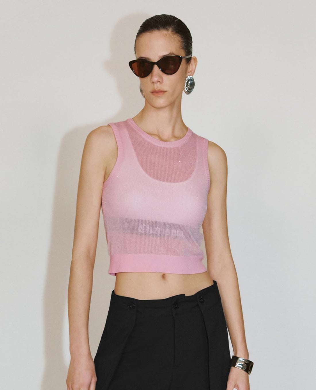 URBAN REVIVO - Áo dệt kim nữ sát nách cổ tròn xuyên thấu