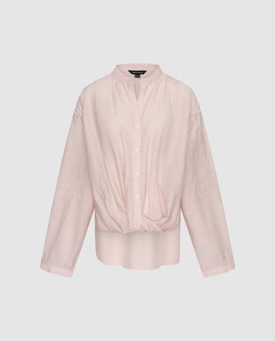  URBAN REVIVO - Áo sơ mi nữ cổ trụ tay dài dáng xoắn 