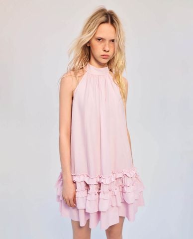  URBAN REVIVO - Đầm sát nách mini cổ yếm thắt nơ 