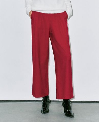  URBAN REVIVO - Quần nữ ống rộng xếp li thời thượng 