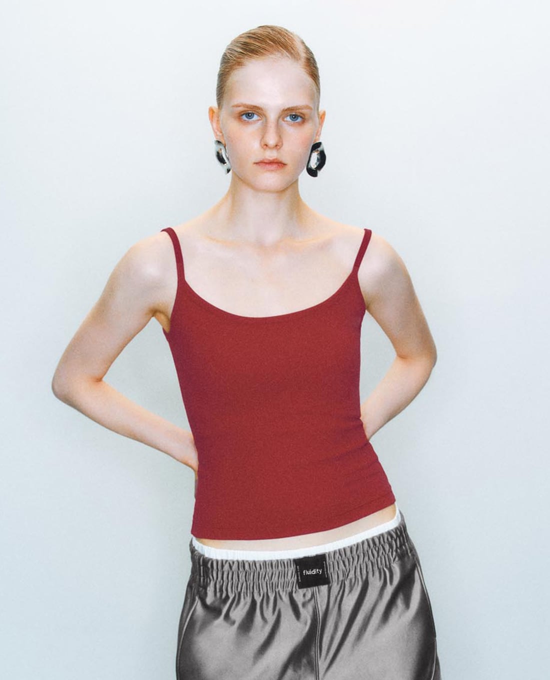 URBAN REVIVO - Áo hai dây nữ cổ tròn phom ôm