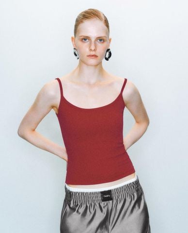  URBAN REVIVO - Áo hai dây nữ cổ tròn phom ôm 