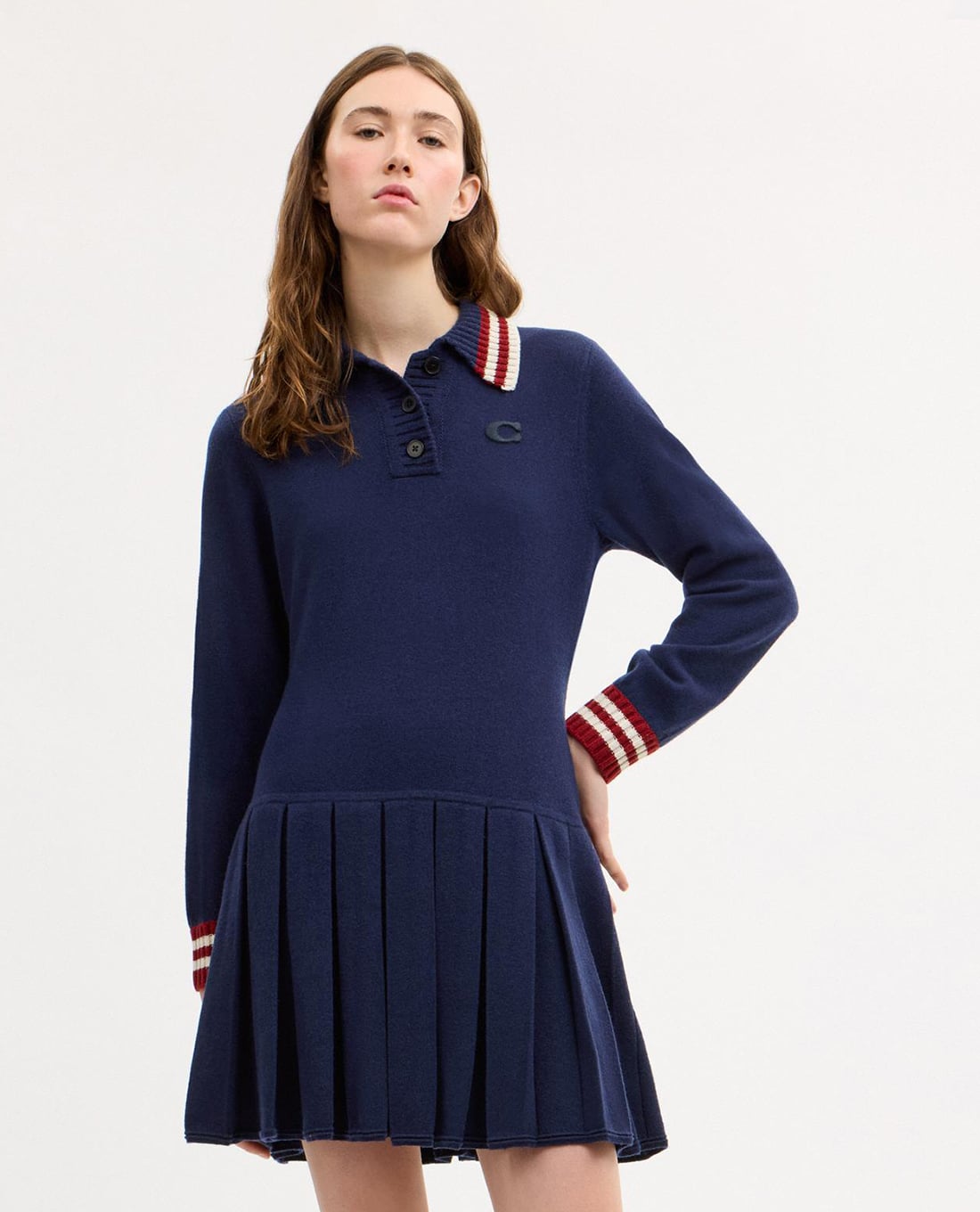 COACH - Đầm polo mini tay dài thêu logo