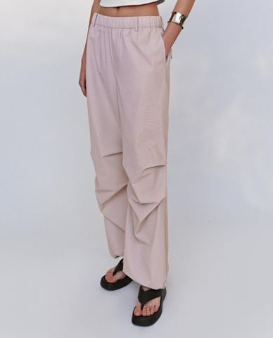  URBAN REVIVO - Quần unisex ống rộng lưng thun 