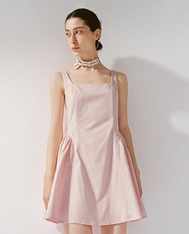  URBAN REVIVO - Đầm hai dây mini cổ vuông dáng xoè 