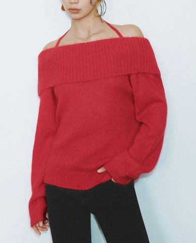  URBAN REVIVO - Áo dệt kim nữ trễ vai tay dài phom rộng 