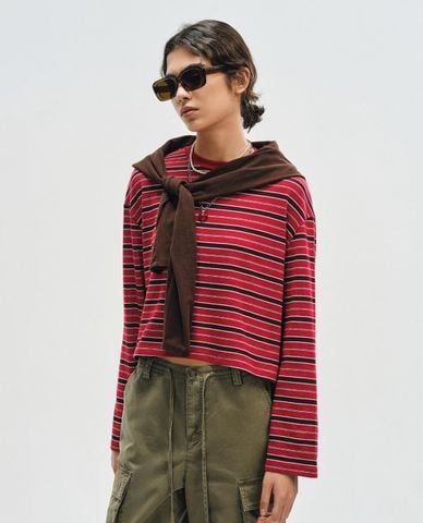  URBAN REVIVO - Áo thun nữ cổ tròn tay dài kẻ sọc 