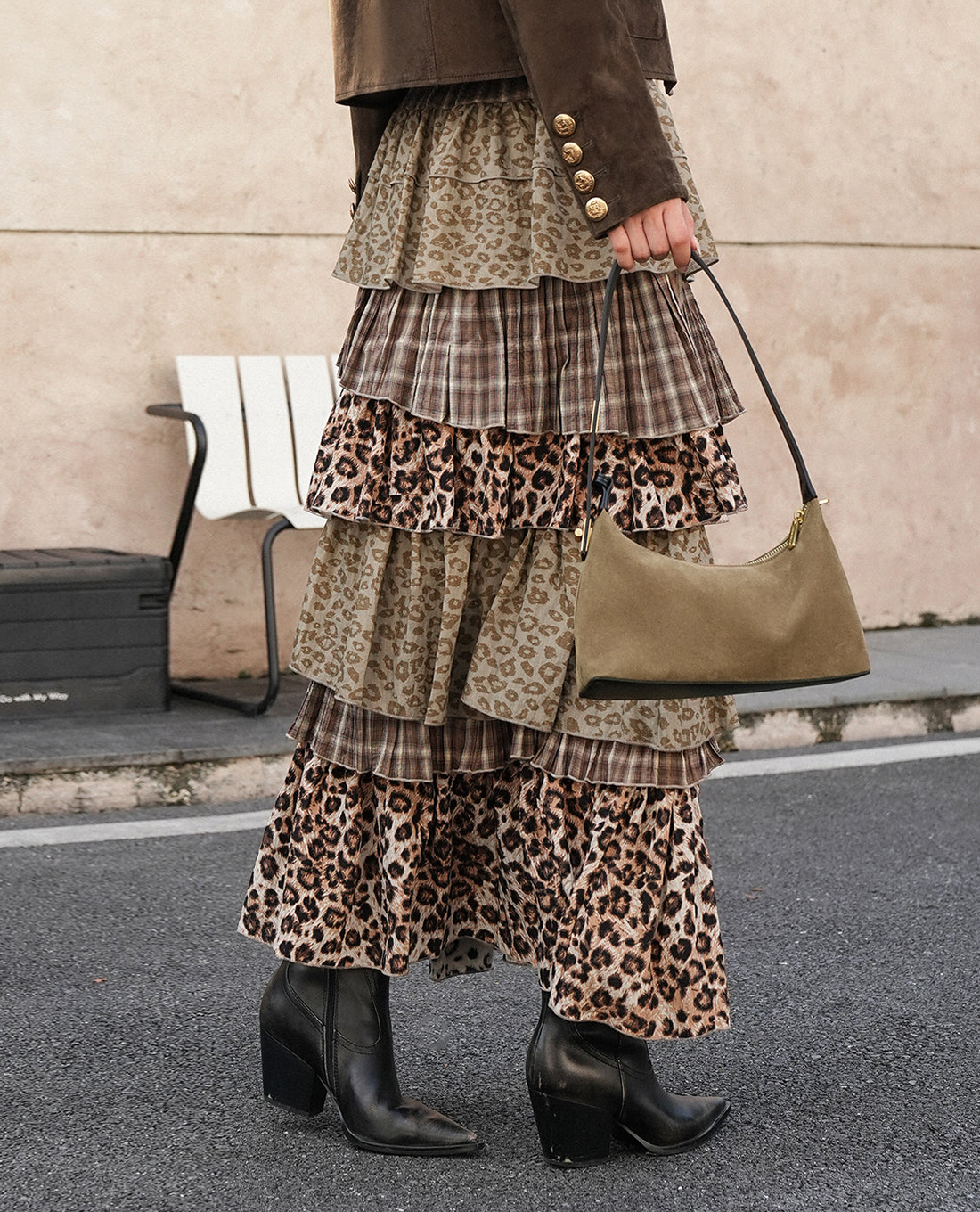 URBAN REVIVO - Túi đeo vai nữ hình thang cổ điển