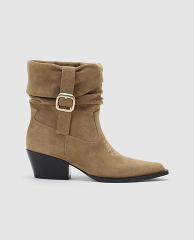  URBAN REVIVO - Giày boots nữ đế cao mũi nhọn đai khóa 