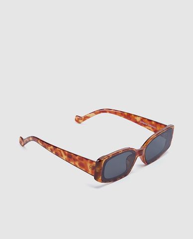  URBAN REVIVO - Kính mát nữ gọng chữ nhật cá tính 