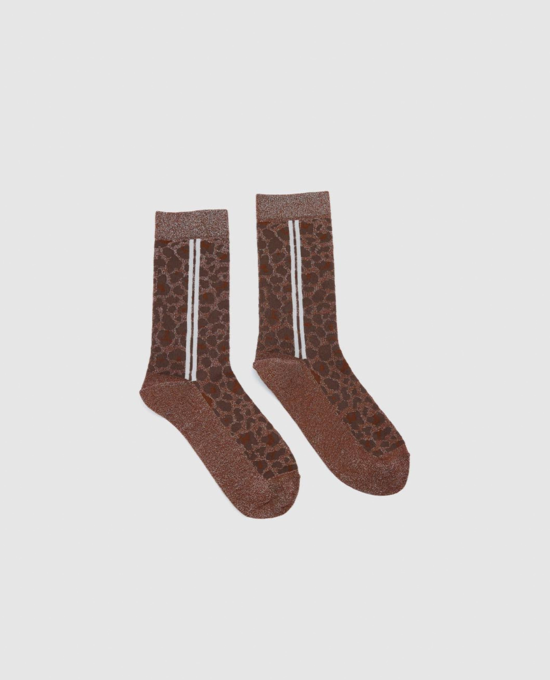 URBAN REVIVO - Vớ nữ cổ cao họa tiết da beo phối sọc