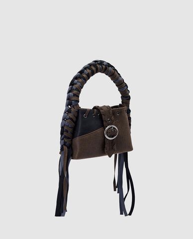  URBAN REVIVO - Túi đeo vai nữ hình thang tua rua 