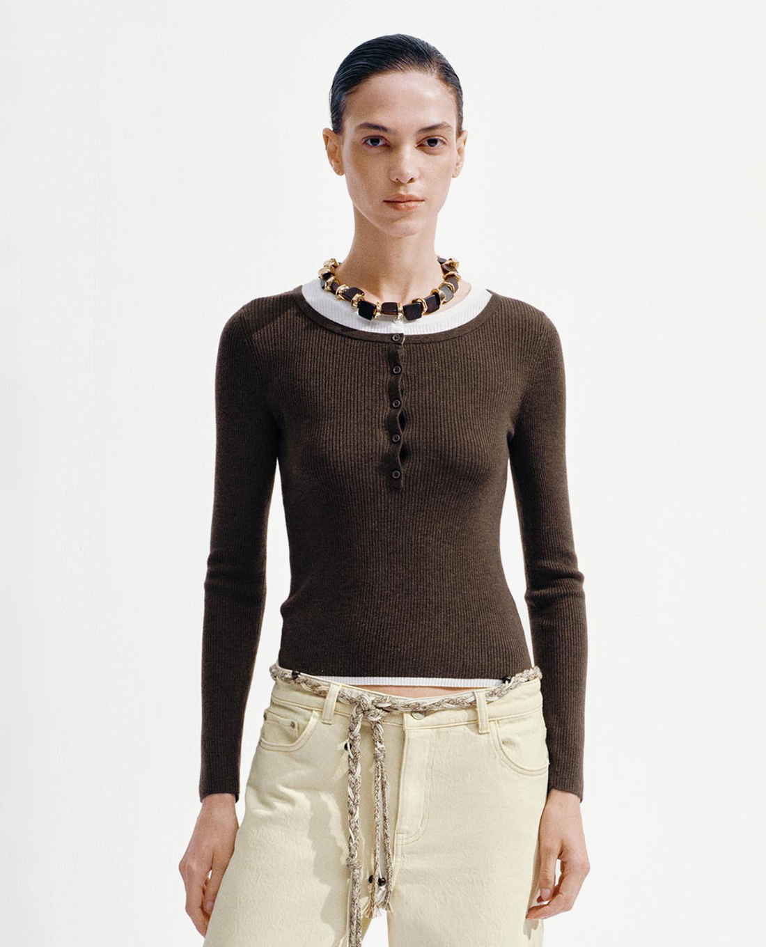 URBAN REVIVO - Áo dệt kim nữ cổ tròn tay dài phối viền