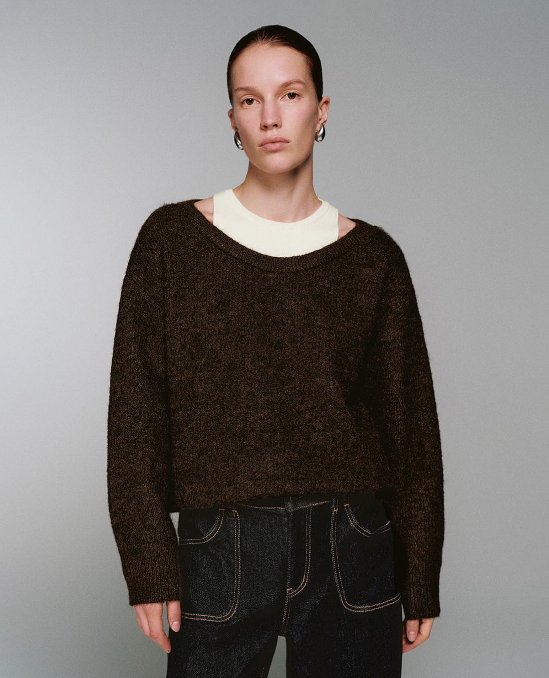 URBAN REVIVO - Áo dệt kim nữ cổ tròn tay dài 2 In 1