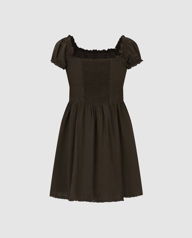  URBAN REVIVO - Đầm mini cổ vuông tay ngắn viền ren 