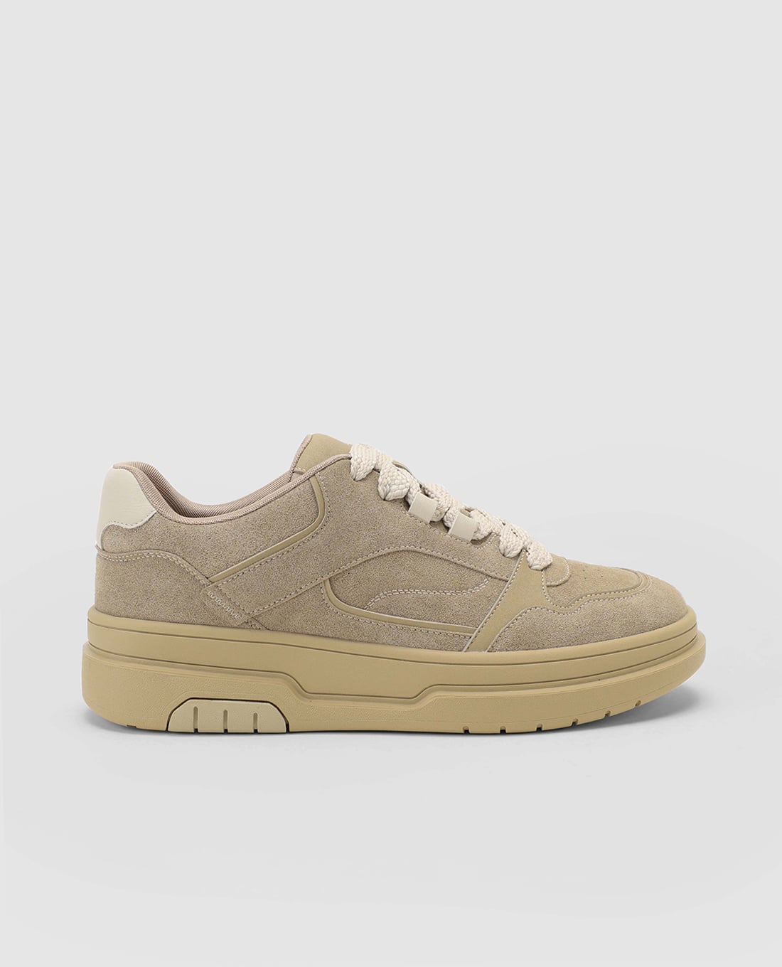 URBAN REVIVO - Giày sneakers nam cổ thấp hiện đại