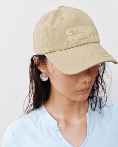  URBAN REVIVO - Nón bóng chày nữ in họa tiết 