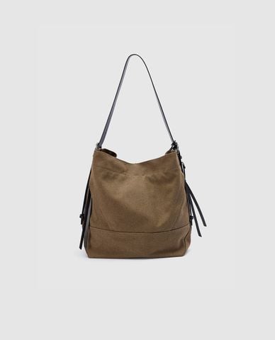  URBAN REVIVO - Túi đeo vai nữ hình thang phối charm 