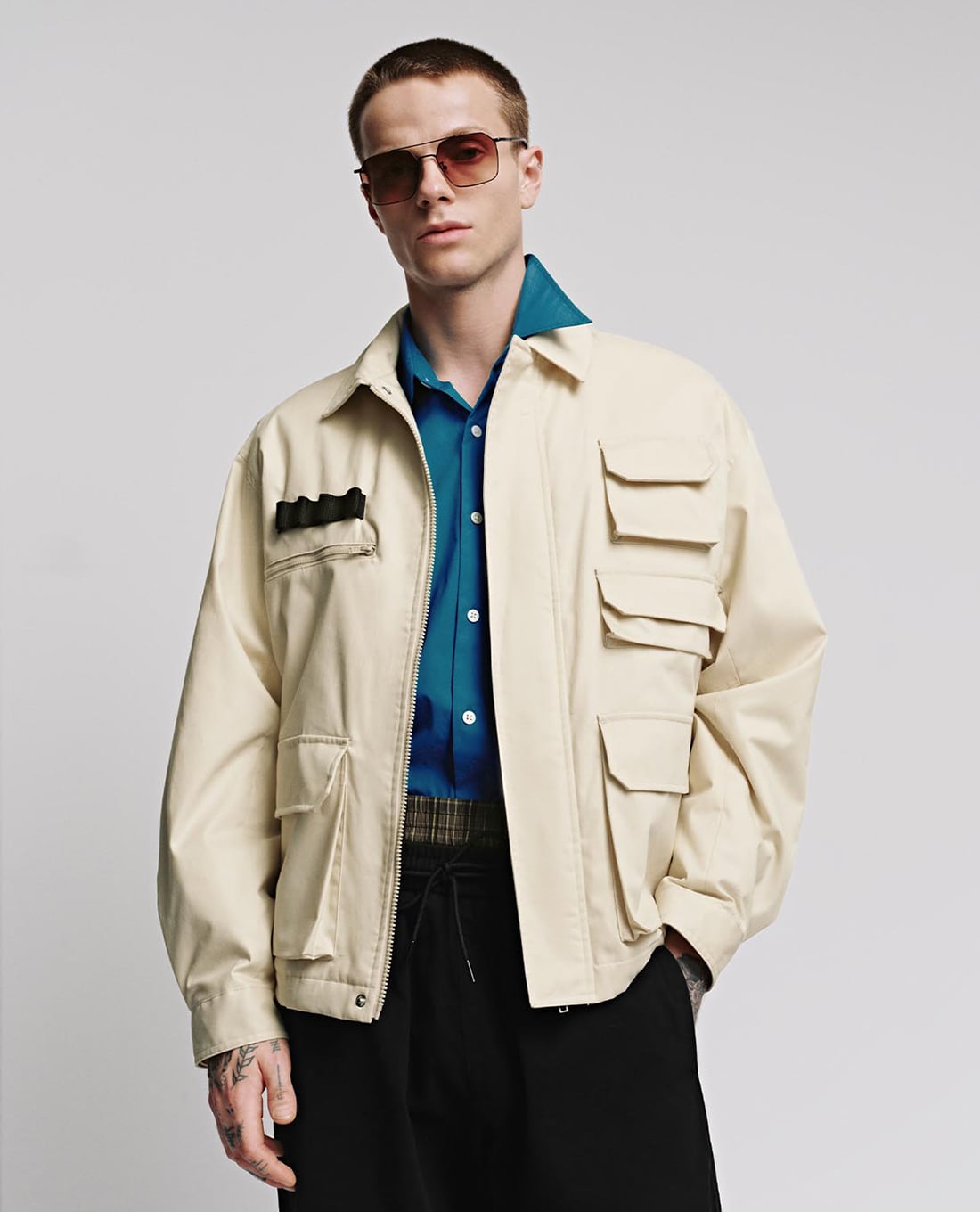 URBAN REVIVO - Áo khoác sơ mi nam tay dài phối túi hộp