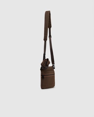  URBAN REVIVO - Túi đeo chéo nam phom chữ nhật 