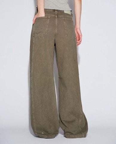  URBAN REVIVO - Quần jeans nữ ống rộng gập gấu 