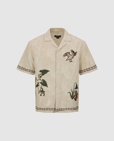  URBAN REVIVO - Áo sơ mi nam tay ngắn họa tiết thiên nhiên 