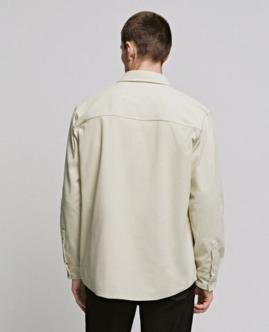  URBAN REVIVO - Áo sơ mi nam tay dài kẻ sọc 