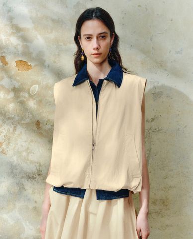  URBAN REVIVO - Áo khoác gilet nữ phối khóa kéo Leisure 