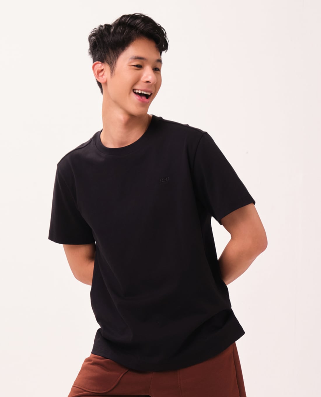 SKECHERS - Áo thun nam cổ tròn tay ngắn Lounge