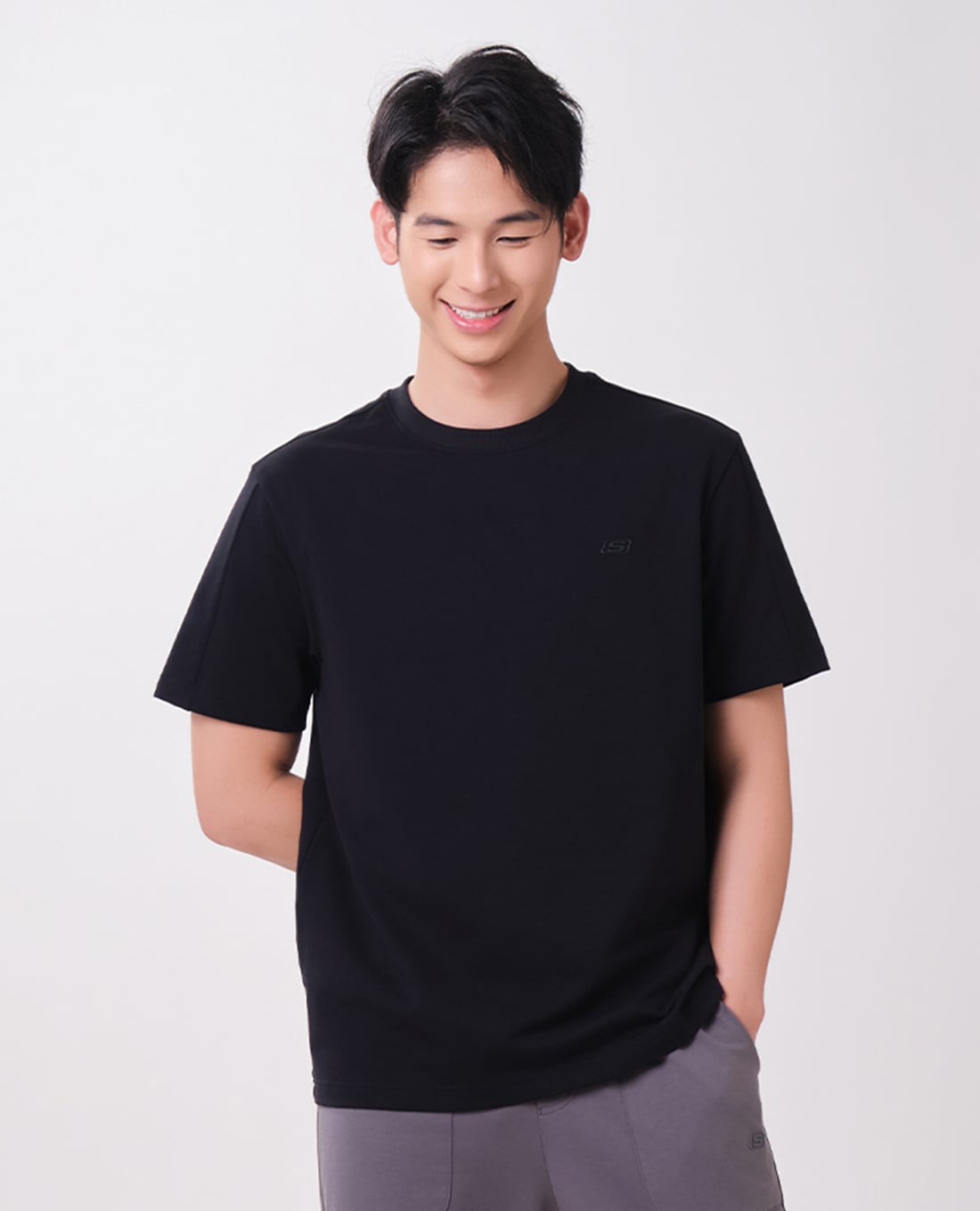 SKECHERS - Áo thun nam cổ tròn tay ngắn Lounge