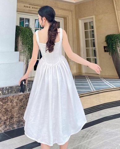  LARMES - Đầm hai dây midi cổ vuông dáng xòe Jasmine 