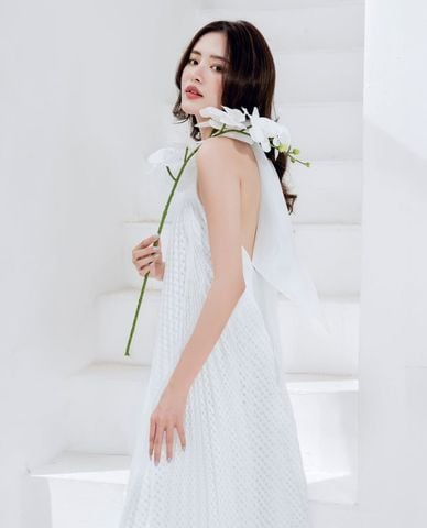  LARMES - Đầm xếp li maxi cổ yếm Leya 
