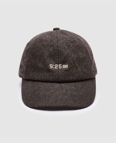  URBAN REVIVO - Nón bóng chày nam thêu chữ 