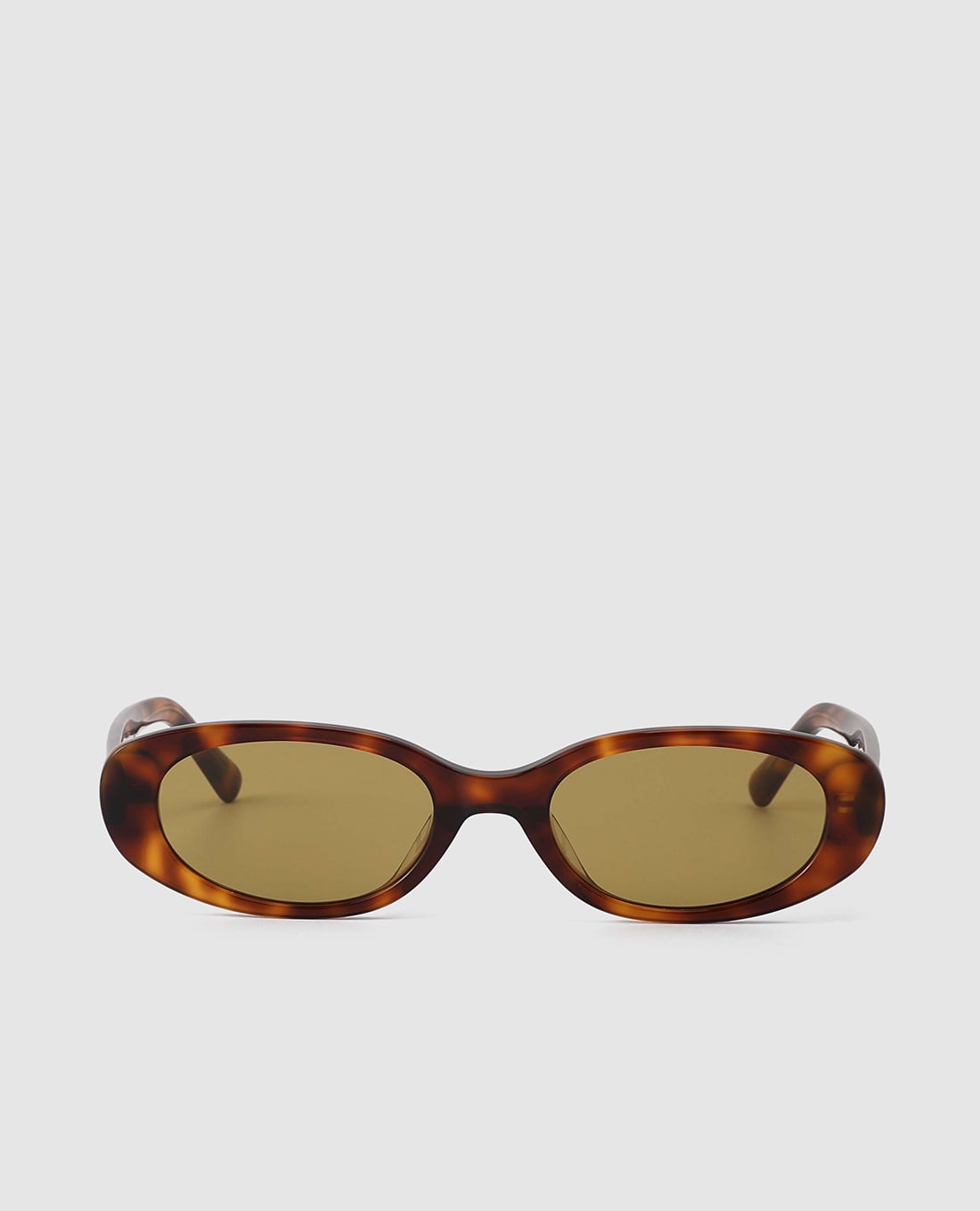 URBAN REVIVO - Kính mát nữ gọng oval họa tiết đồi mồi