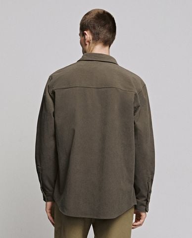  URBAN REVIVO - Áo sơ mi nam tay dài kẻ sọc 