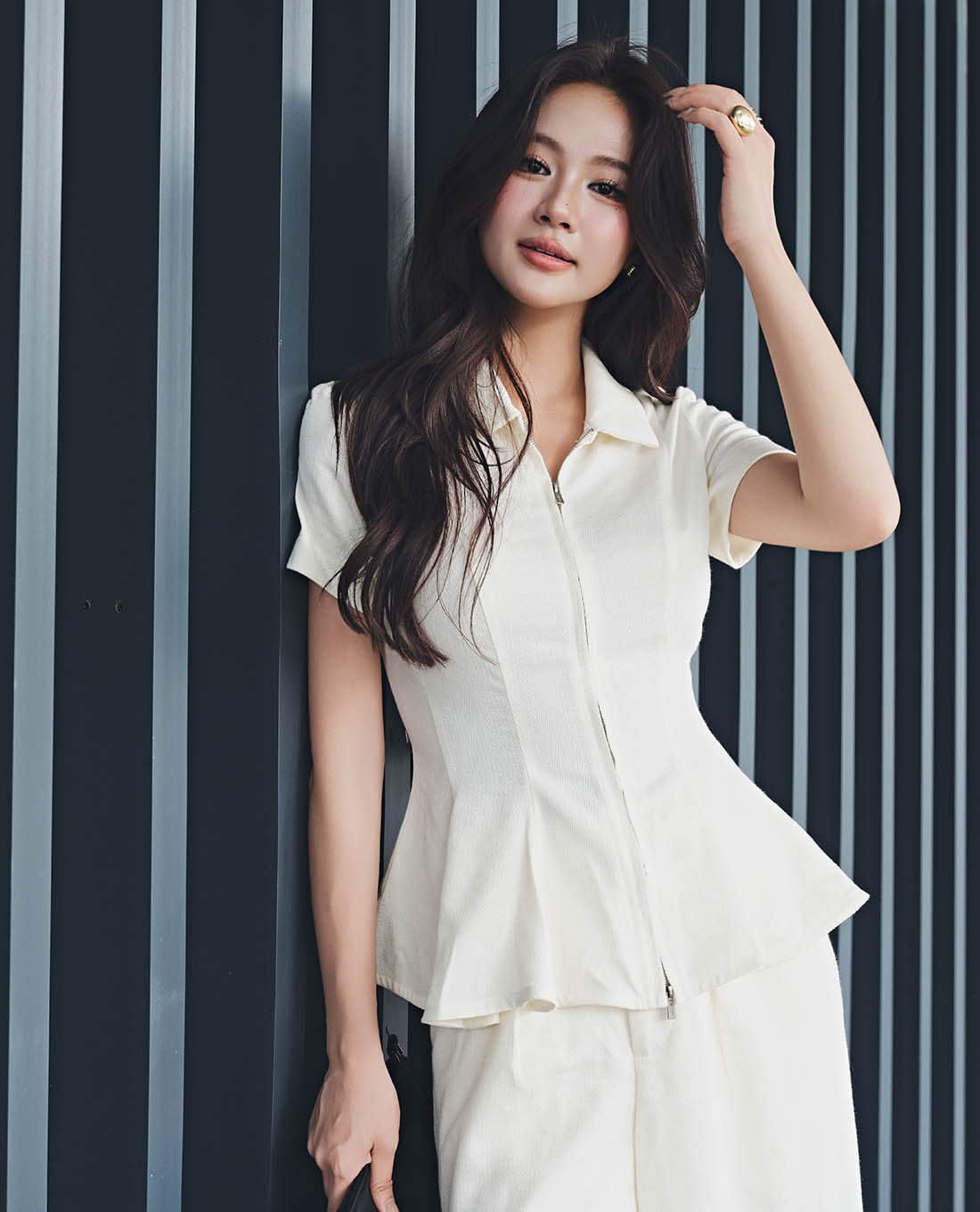 DEZUS - Áo kiểu nữ cổ bẻ tay ngắn dáng xòe Wood