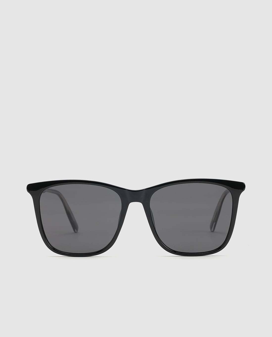 URBAN REVIVO - Kính mát nam gọng vuông bản mảnh