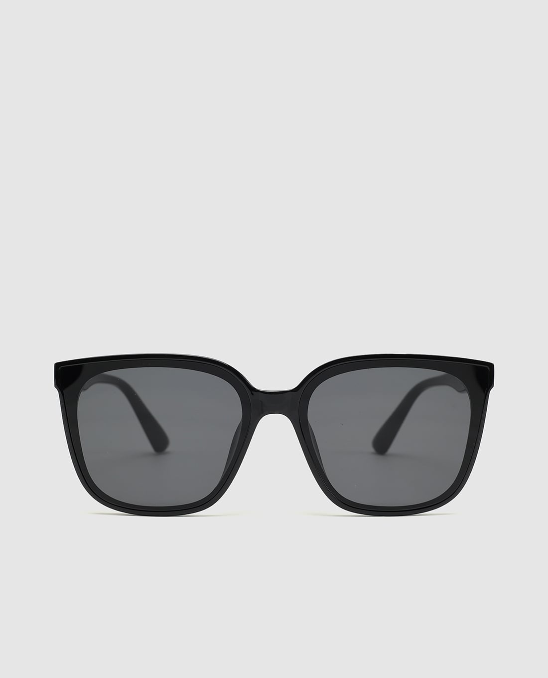 URBAN REVIVO - Kính mát nam gọng vuông bo góc