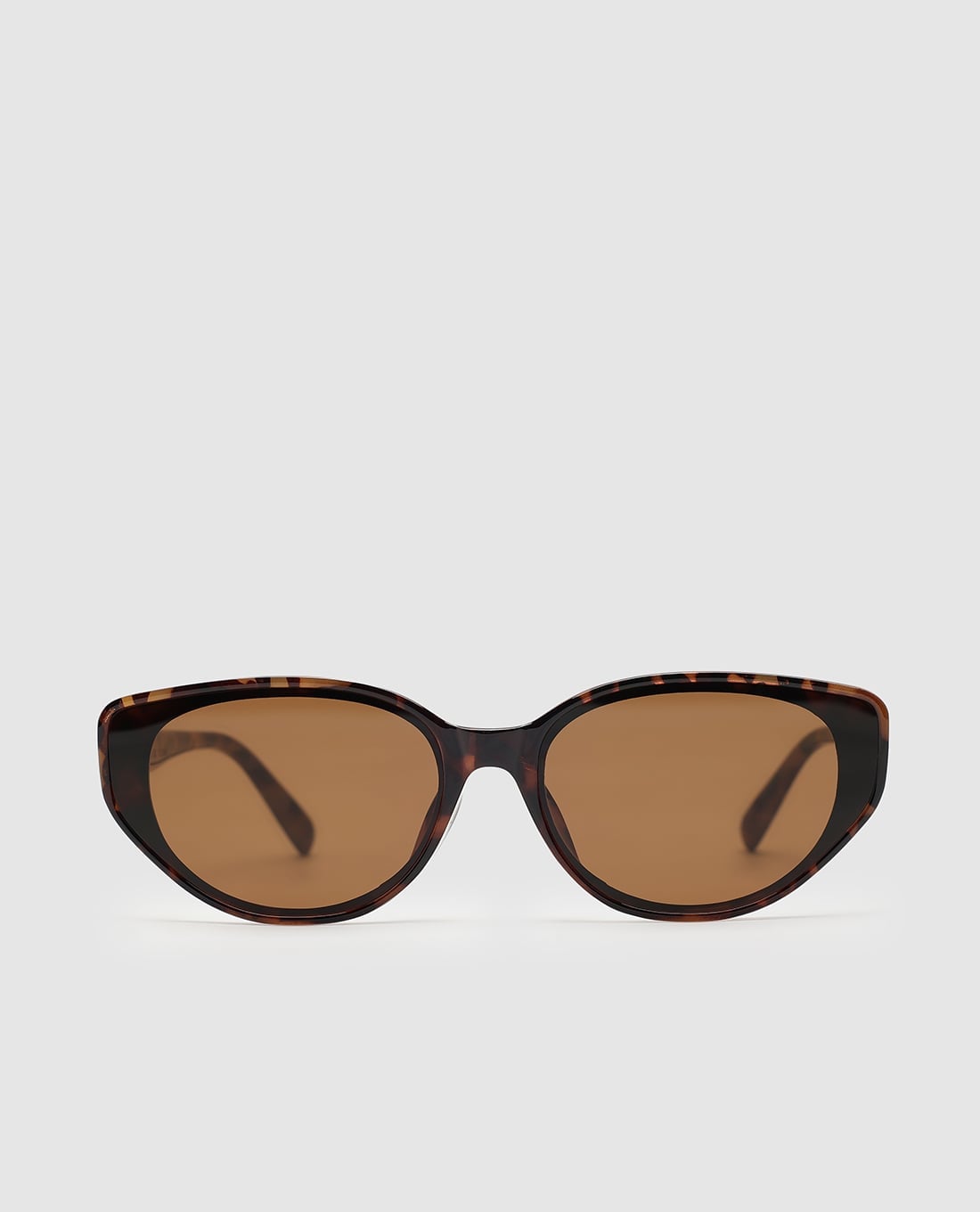 URBAN REVIVO - Kính mát nữ gọng mắt mèo cổ điển