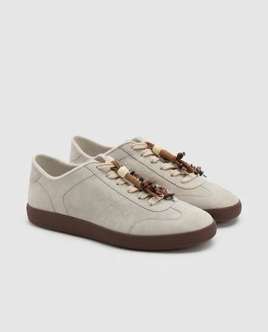  URBAN REVIVO - Giày sneakers nữ cổ thấp phong cách retro 