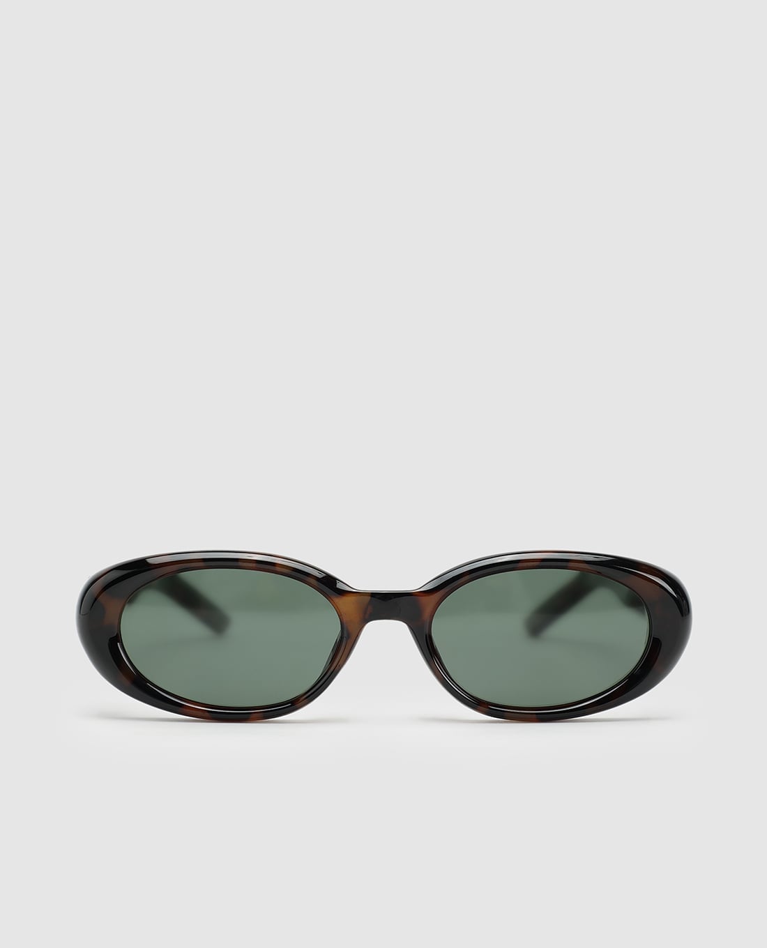 URBAN REVIVO - Kính mát unisex gọng oval bản dày