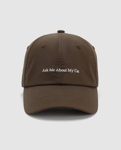  URBAN REVIVO - Nón bóng chày unisex thêu chữ 