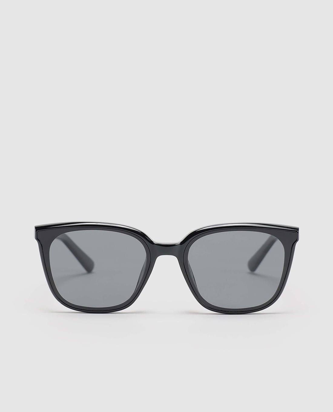 URBAN REVIVO - Kính mát unisex gọng vuông bản dày