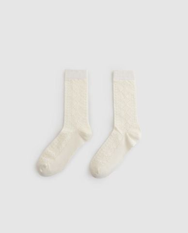  URBAN REVIVO - Vớ nữ cổ cao họa tiết vặn thừng 