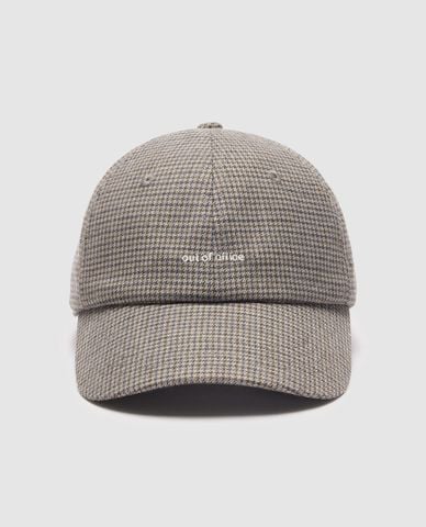  URBAN REVIVO - Nón bóng chày unisex thêu chữ 
