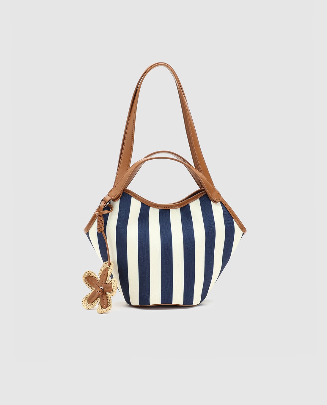 URBAN REVIVO - Túi đeo vai nữ kẻ sọc phối charm hoa