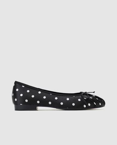  URBAN REVIVO - Giày búp bê nữ đế thấp mũi tròn chấm bi 