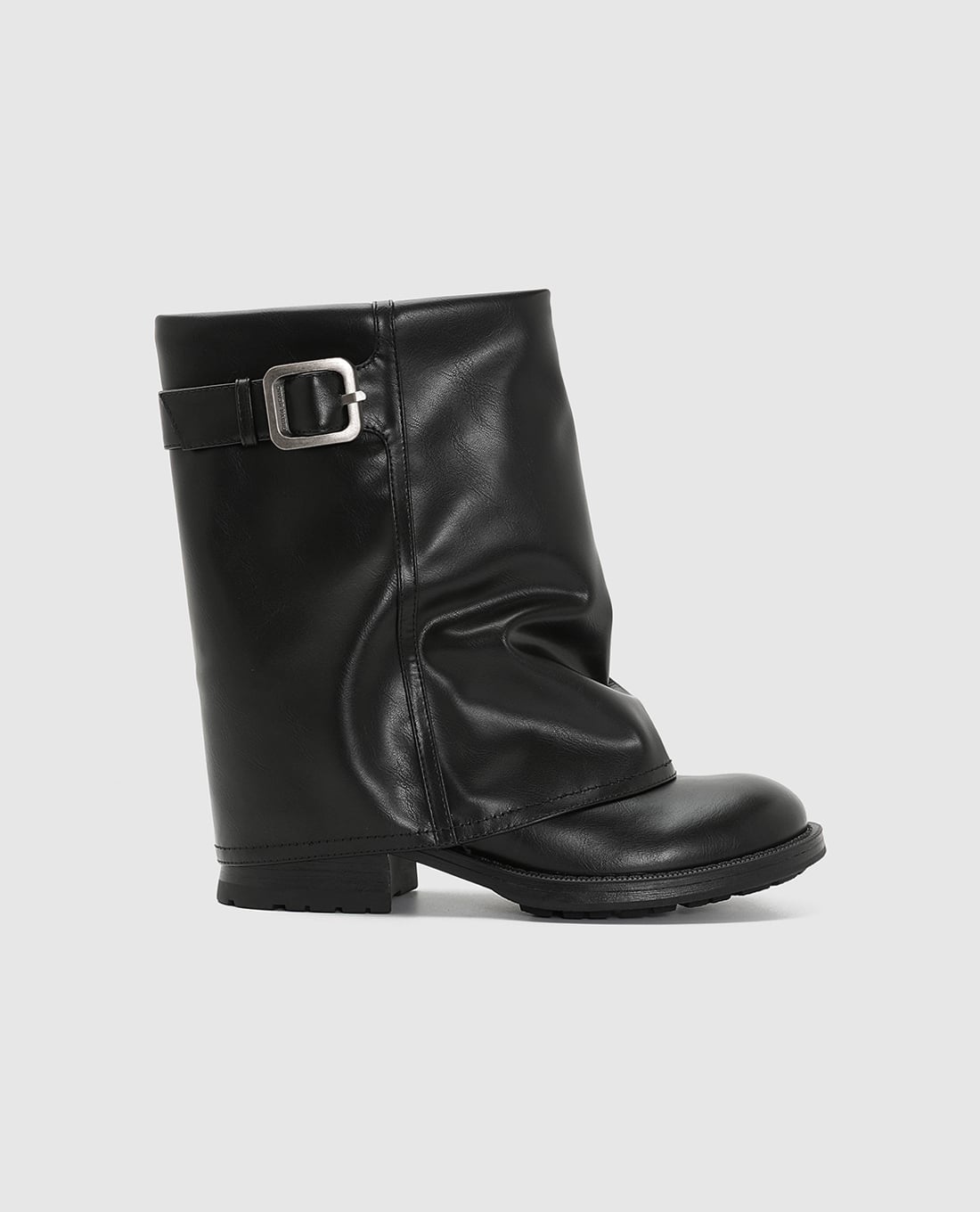 URBAN REVIVO - Giày boots nữ đế thấp phối khóa cài