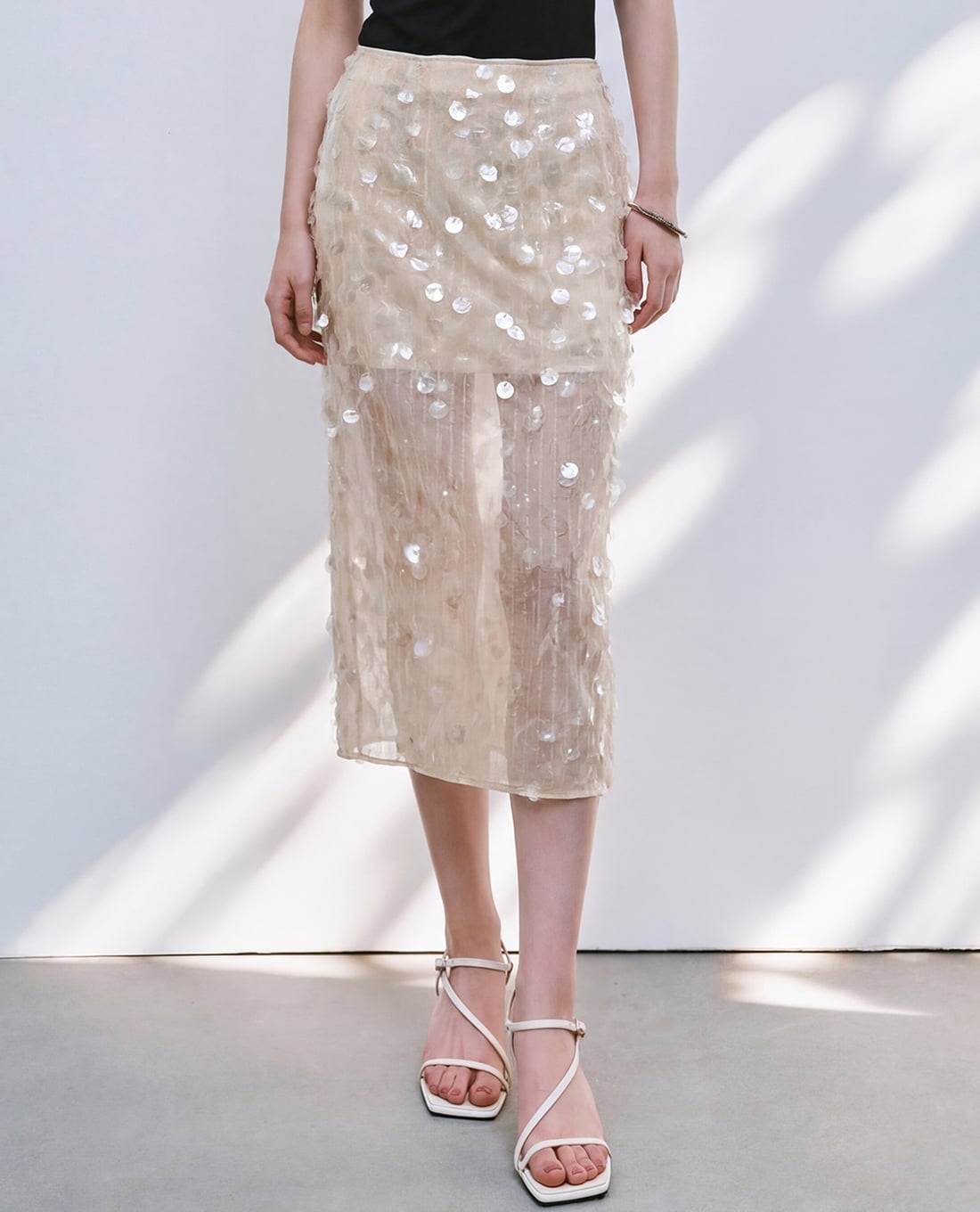 URBAN REVIVO - Chân váy phom suông midi đính sequin