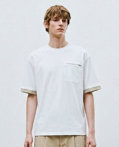  URBAN REVIVO - Áo thun nam cổ tròn tay ngắn phối viền 